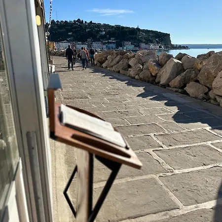 Apartamento Blue Tide Ivo Piran